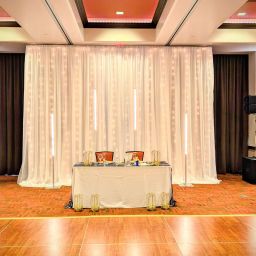 QSC Speakers with Cutmaster Music